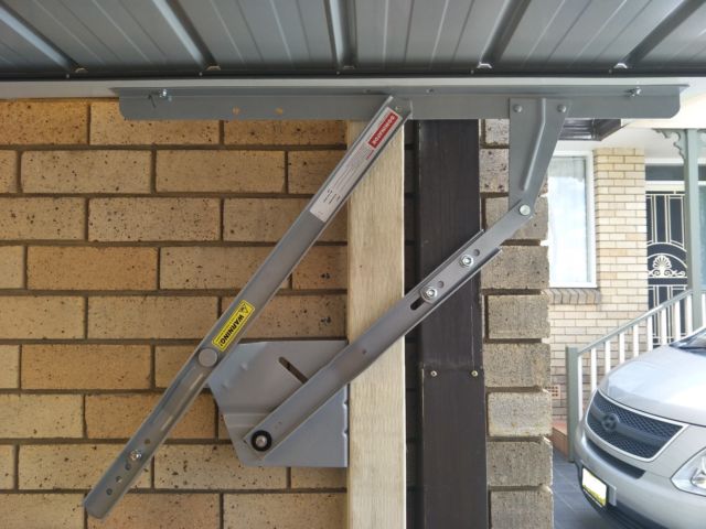 Simple Garage Door Arm Adjustment for Small Space