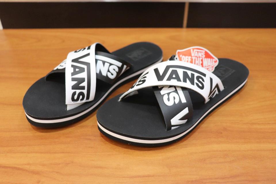 vans strap sandals