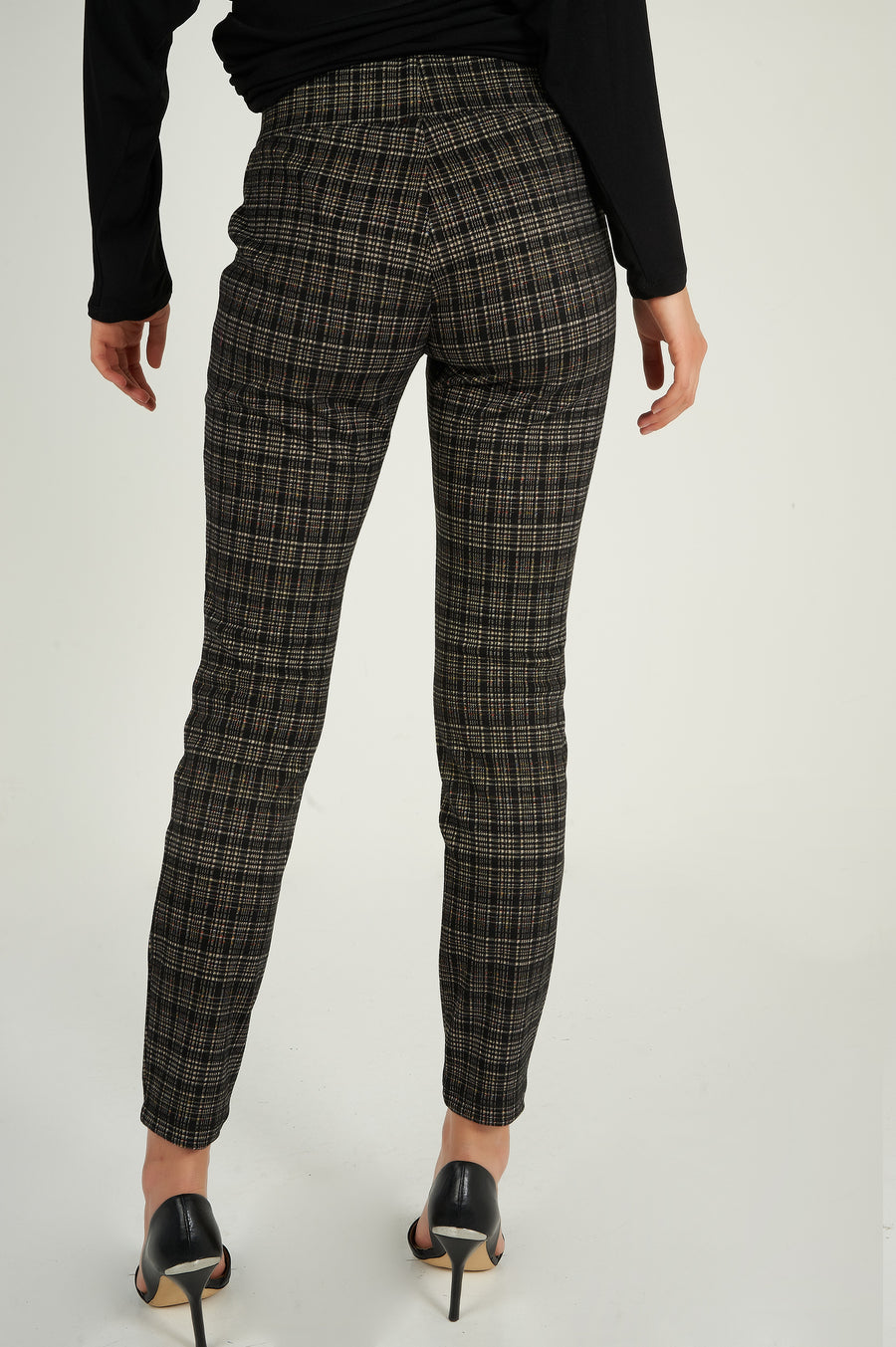 magasinez les pantalons à enfiler à carreaux - Shop the plaid pull on pants from colori