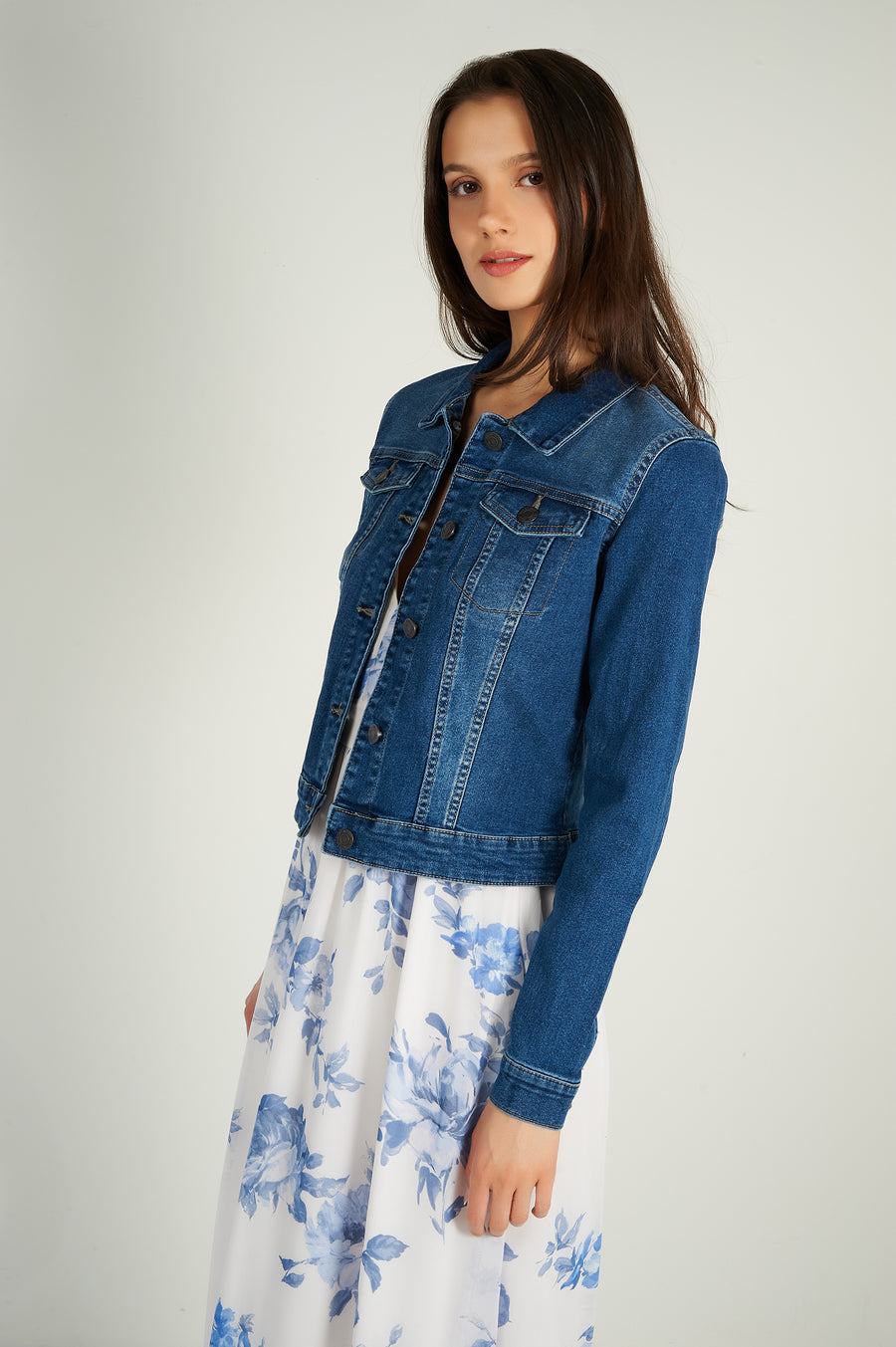 magasinez la veste denim de chez colori collection printemps été - Shop the denim jacket from cypresslapband spring summer collection