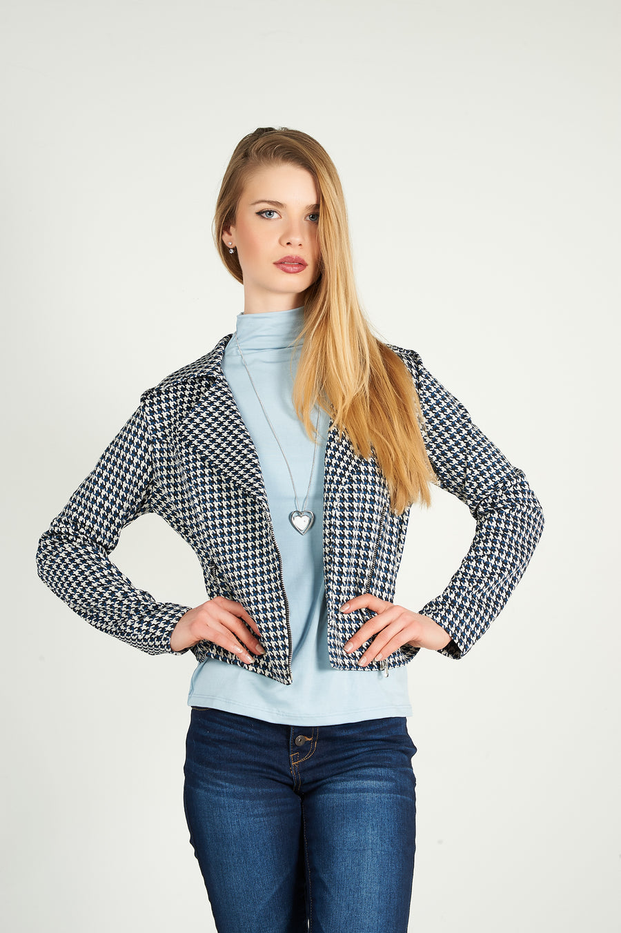 Magasinez une veste marine à motif pied-de-poule pour femme chez cypresslapband - printemps été – Shop a navy houndstooth moto jacket at cypresslapband - spring summer