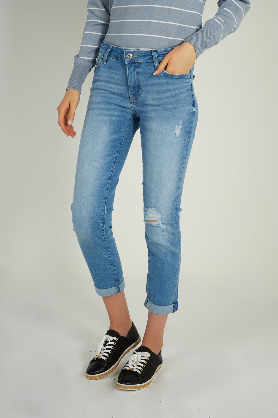 magasinez les jeans pour femmes de chez colori - Shop the jeans from colori 