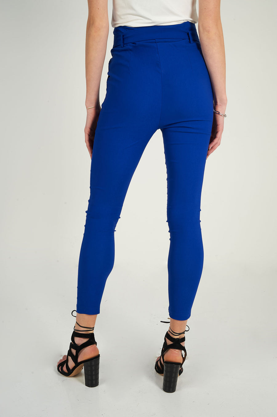 magasinez les pantalons pour femme de chez colori - Shop the women's pants from colori