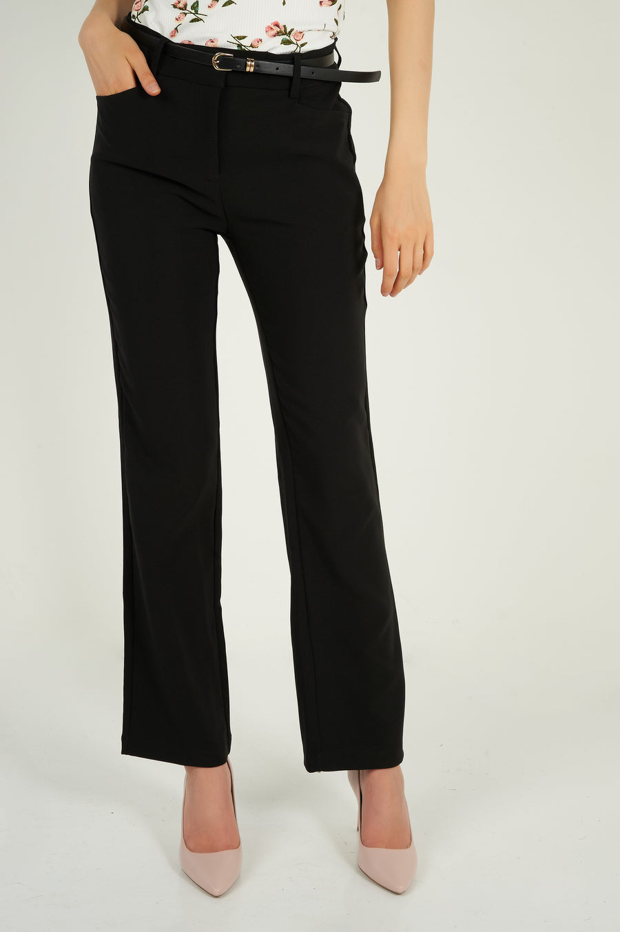 magasinez les pantalons avec ceinture pour femme de colori collection printemps été - Shop the pant with belt for women from colori spring summer collection 