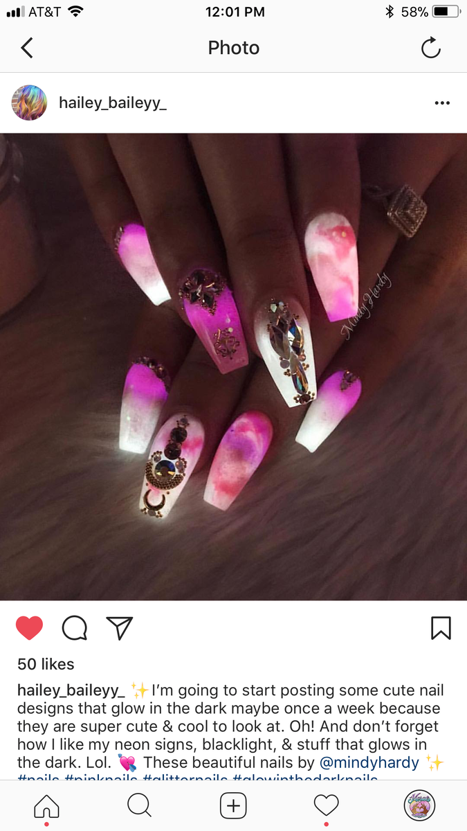 nail designs glow in the dark