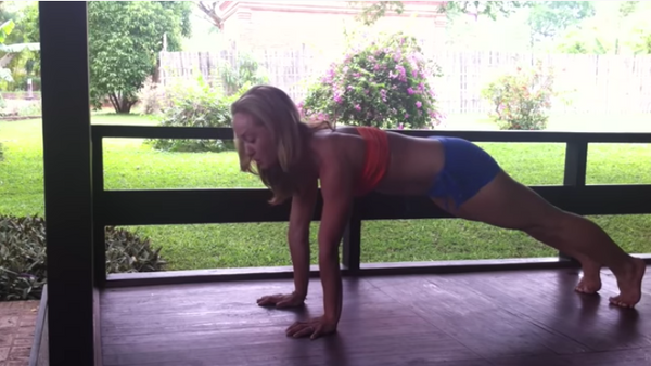 Chatura Dandasana