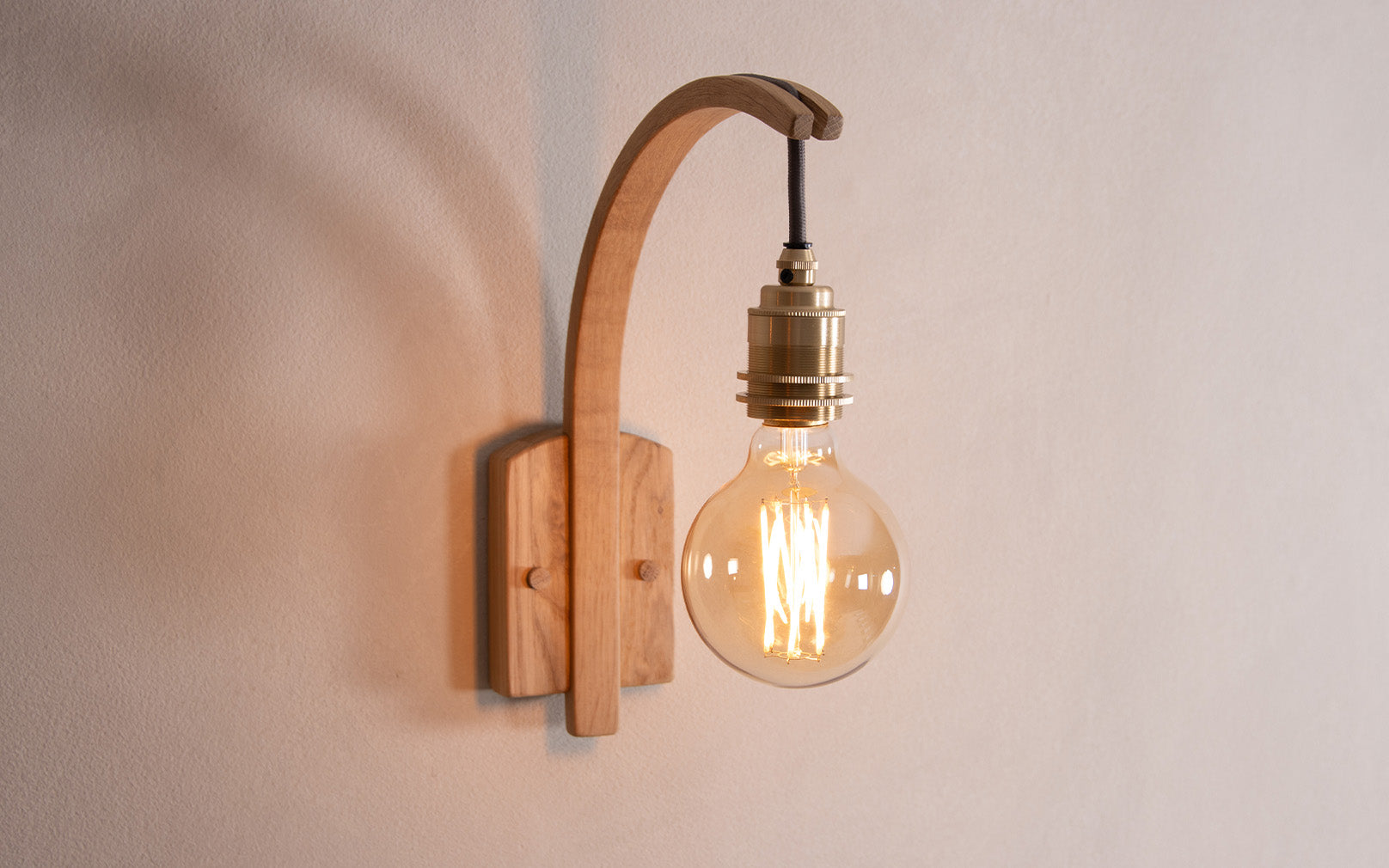 hanter wall light