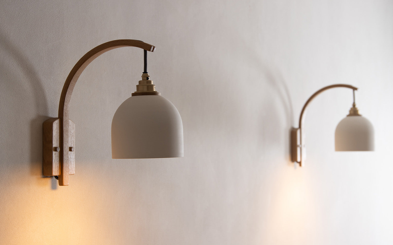 bue stem wall light