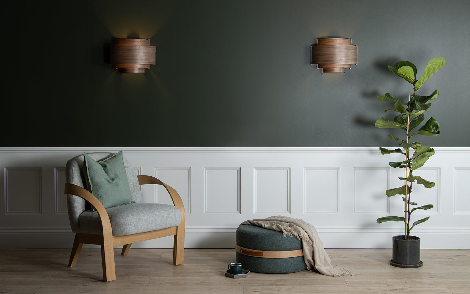 Leven wall lights