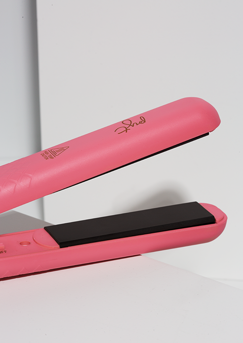 pyt hair straightener