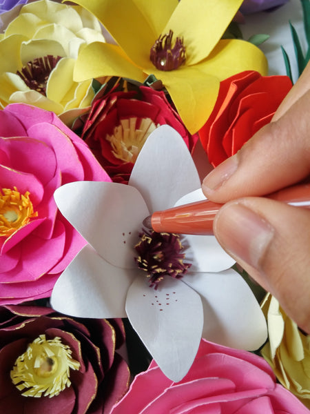 DIY Customisation des fleurs en papier