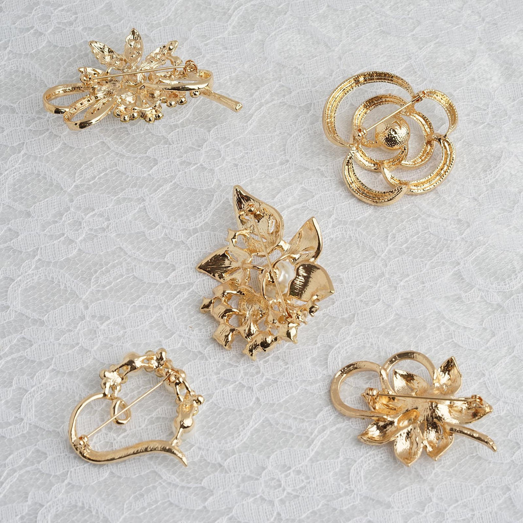 brooch without pin