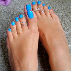 Summer Toe Nail Design-1 Blue toe nails