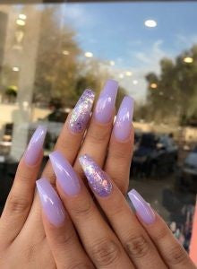 Lilac glitter nail design