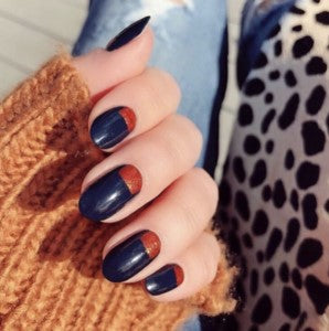Autumn blue nail design