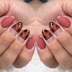 Pattern Nail Designs-5 Leopard nails