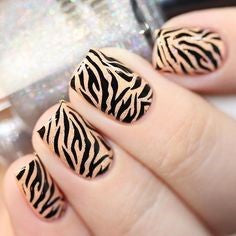 Elegant Nude Zebra Nails With Glitter Sparks