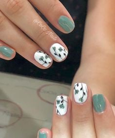 Green Leaves Spring Nail Design