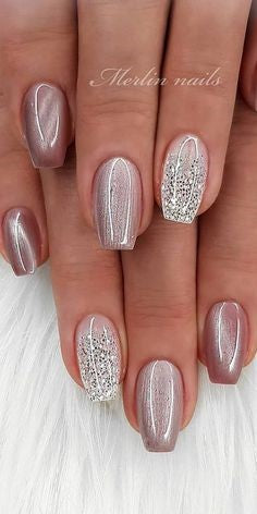 Metallic Glitter Spring Nail Design