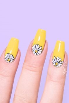 Cute Chrysanthemum Nail Design