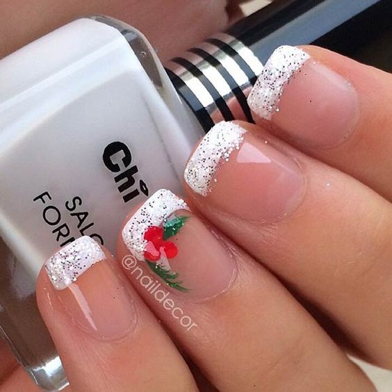 Hottest 50+ Christmas Nail Ideas for 2017-04