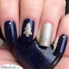 Christmas Silver Nail Design 2020