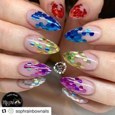 Simple rainbow glitter nails
