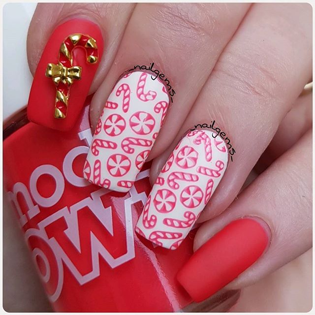 Hottest 50+ Christmas Nail Ideas for 2017-66