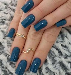 Summer Navy Nail Color Idea