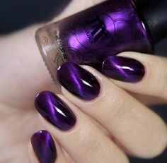 Purple Cat eye nails