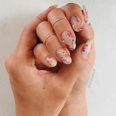 Floral Neutral Nail Design