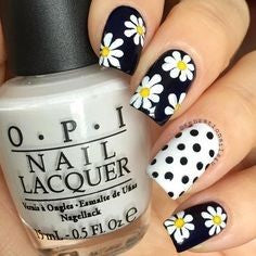 Cute Spring Flower Nail Design