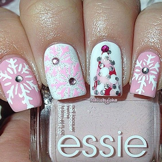 Hottest 50+ Christmas Nail Ideas for 2017-03