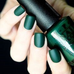 Green Christmas Nails