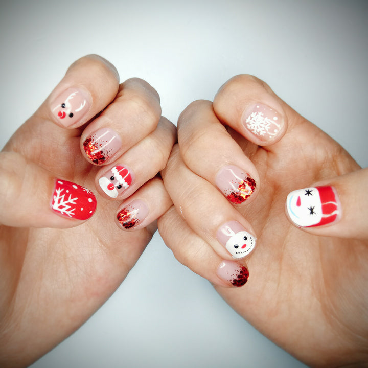 Hottest 50+ Christmas Nail Ideas for 2017-10