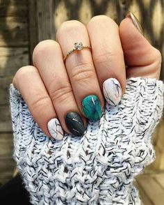 Gel Round Nail Design