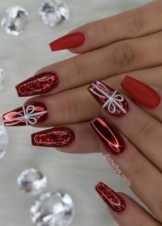 Cat Eyes Christmas gift Nail Art Design