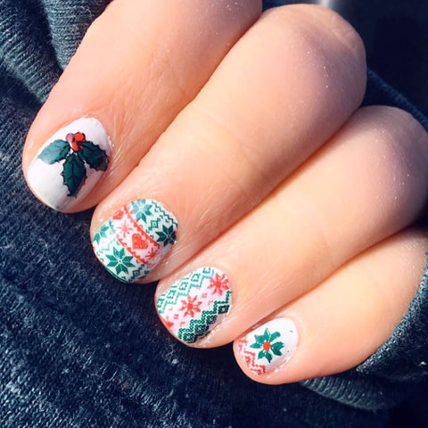 Cute Christmas nail stamping design