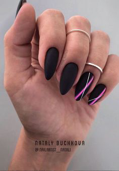 Black Gem Autumn Nail Design