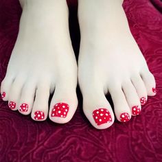 Summer Toe Nail Design-7 Spot toe nails