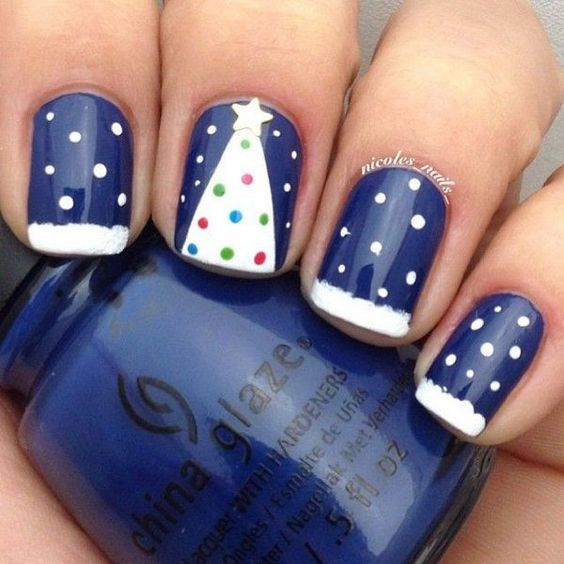Hottest 50+ Christmas Nail Ideas for 2017-57