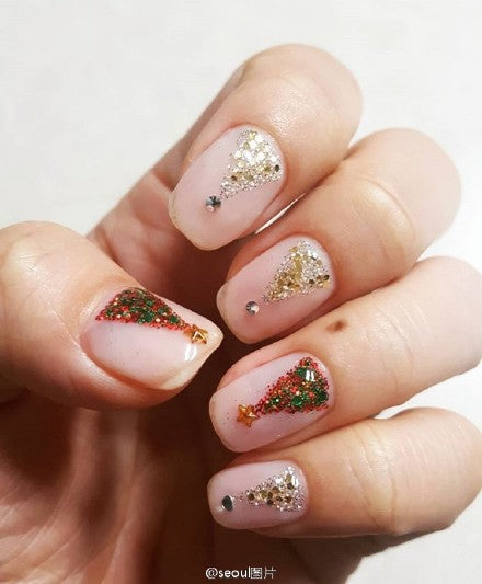 Hottest 50+ Christmas Nail Ideas for 2017-39