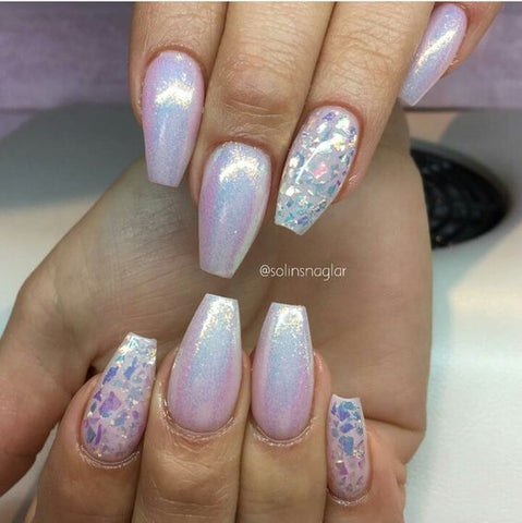 Holographic Nail Designs