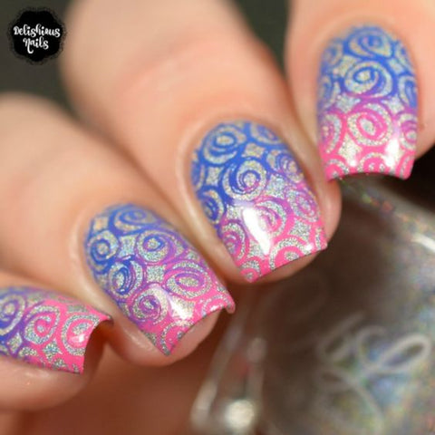Holographic Nail Designs