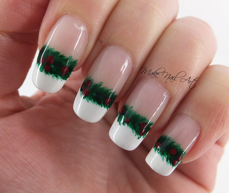 Hottest 50+ Christmas Nail Ideas for 2017-81