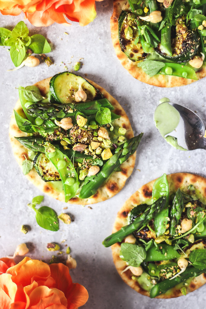 Naan bread with vegetables & matcha-lime mayonnaise