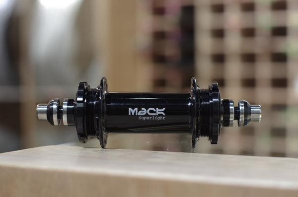 mack superlight track hubs