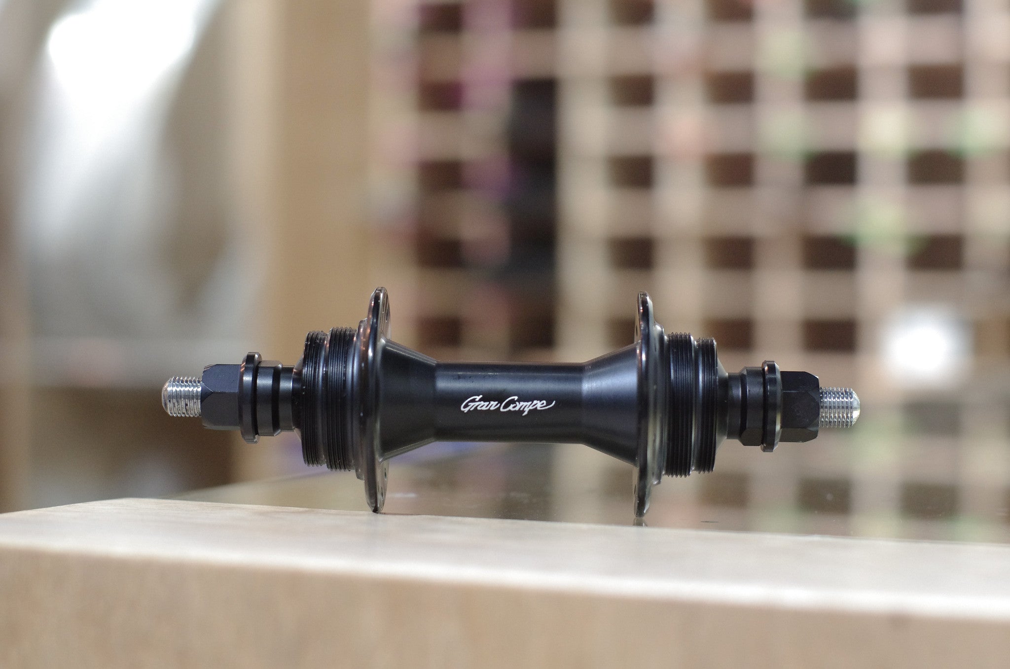 
    

    Gran Compe SF Rear Hub
– BuiltWheels

  