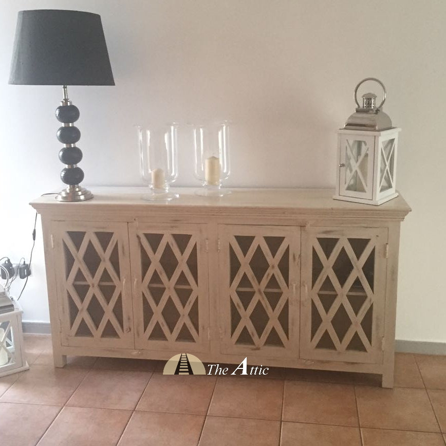 Diamond Pattern Glass Pane 4-door Sideboard