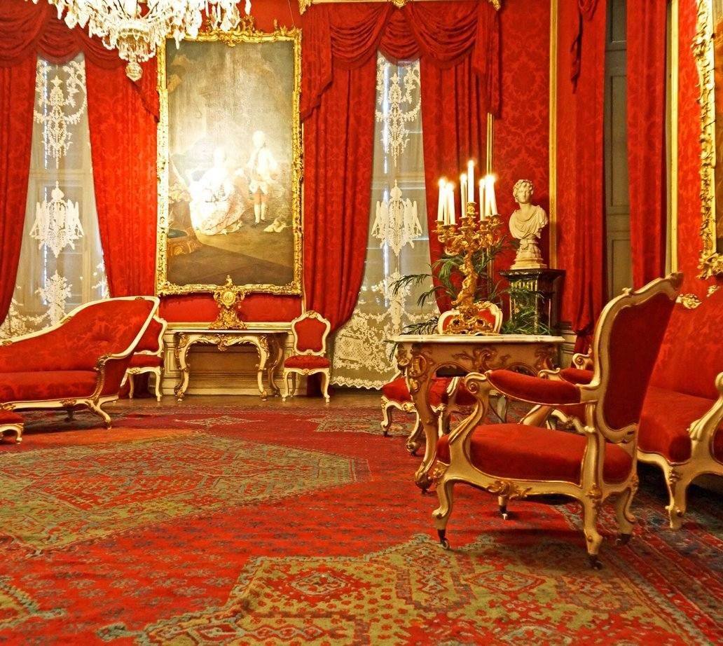 Walnut room in Schönbrunn